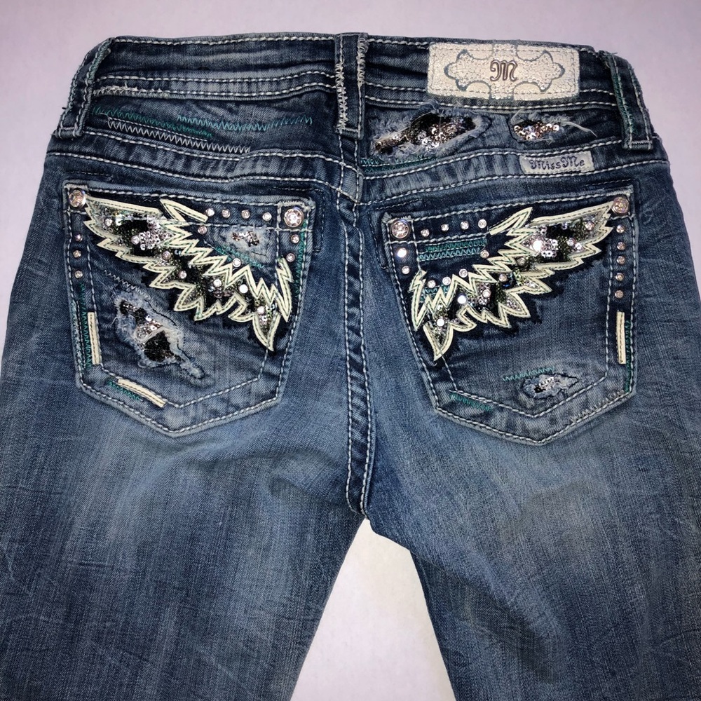 Miss Me Bling Distressed Crop Jeans Girl’s size 12